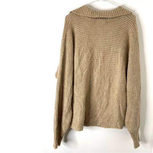 cupcakes and cashmere Oversized Neutral Knit V-Neck Sweater - Picture 5 of 8